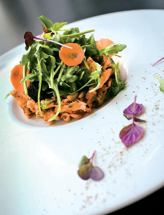 Salada de coelho guisado