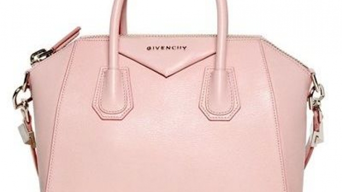 Carteira Antigona Givenchy, €1,190