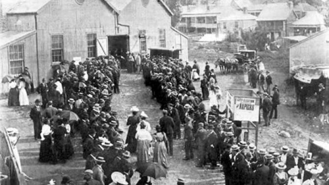 1 nz-women-voting-queue-1893