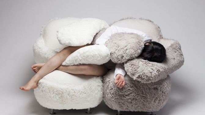 Free Hug Sofa
