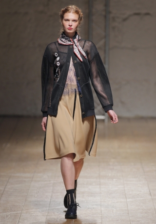 Foto Ugo Camerawww.viewfashionbook.com