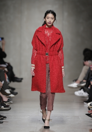 Carlos Gil | Fall/Winter 2016/17 | ModaLisboa – Kiss