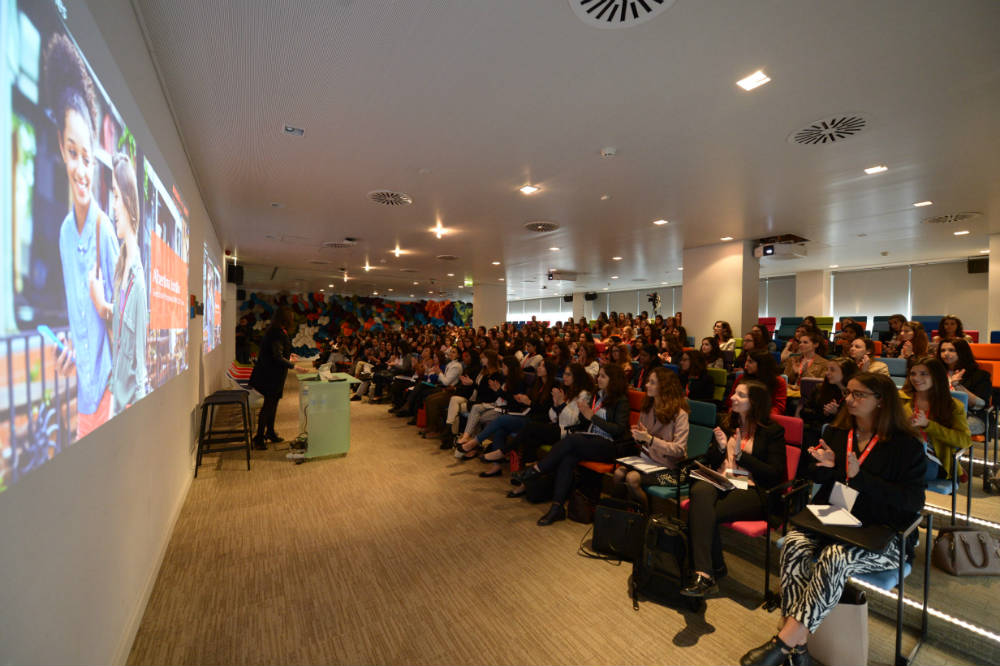 Microsoft: Universitárias decidem o futuro das empresas tecnológicas