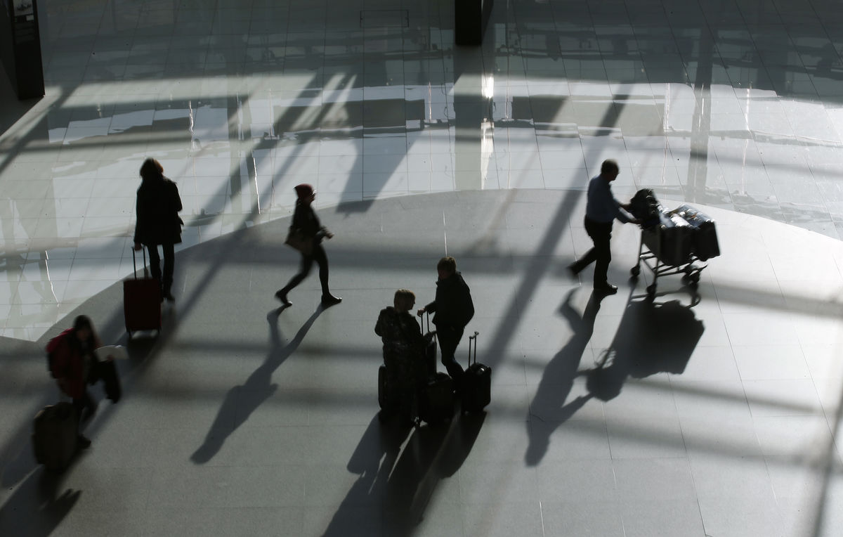 Hoje, 110 anos depois de Humberto Delgado ter nascido, o seu nome é dado ao aeroporto de Lisboa. Marcelo Rebelo de Sousa e António Costa estiveram juntos nesta homenagem a um dos maiores opositores do regime, lembrando a importância que o general teve na história de Portugal.