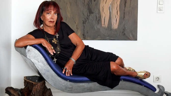 24959153_GI14062016LN000158