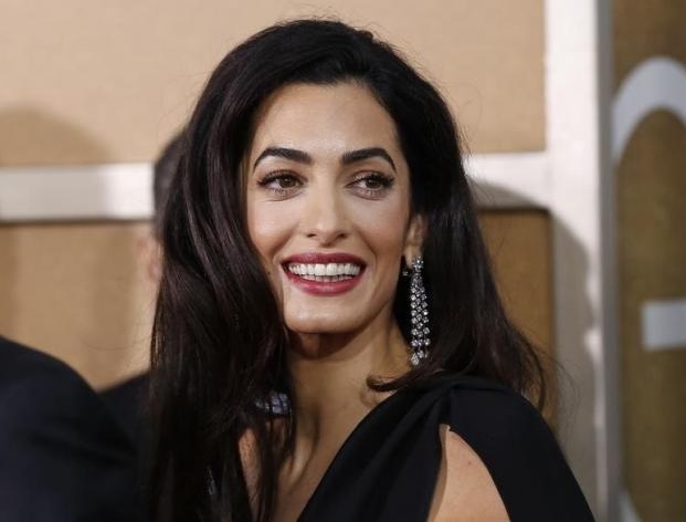 Amal Clooney tem 38 anos