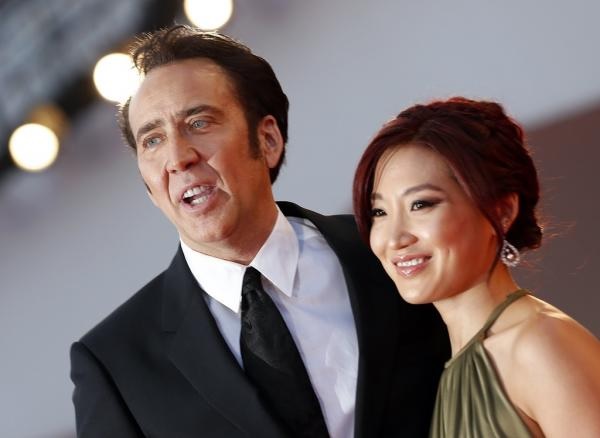 Nicolas Cage tem 52 anos e Alice Kim tem 32