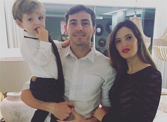 Casillas e Carbonero com Martín, o filho mais velho
