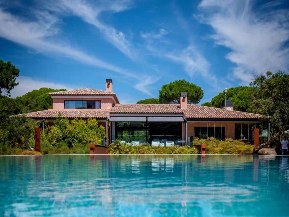 O destino que é um segredo a uma hora de Lisboa