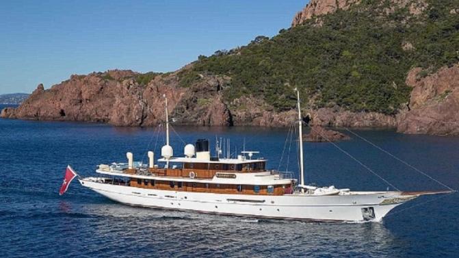 384a006e00000578-3786990-the_author_of_the_iconic_harry_potter_series_only_purchased_the_-a-29_1473764120399