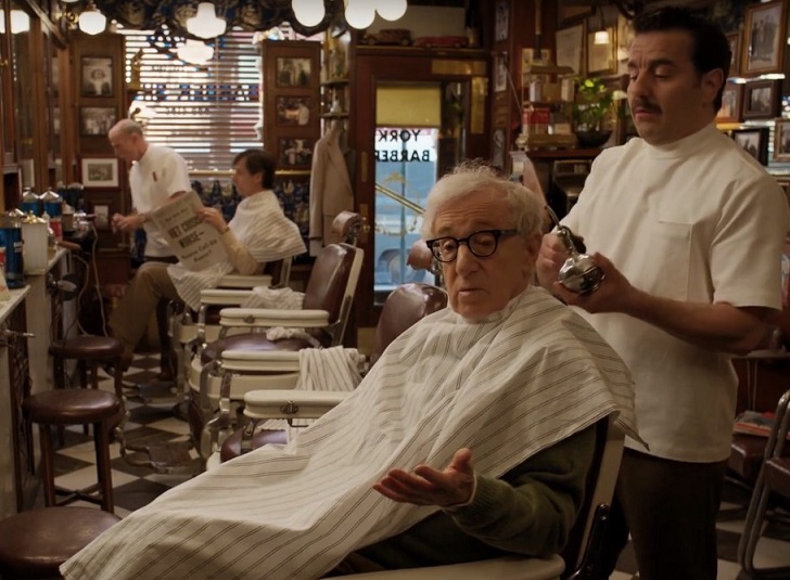 Woody Allen representa e realiza 'Crisis in Six Scenes'