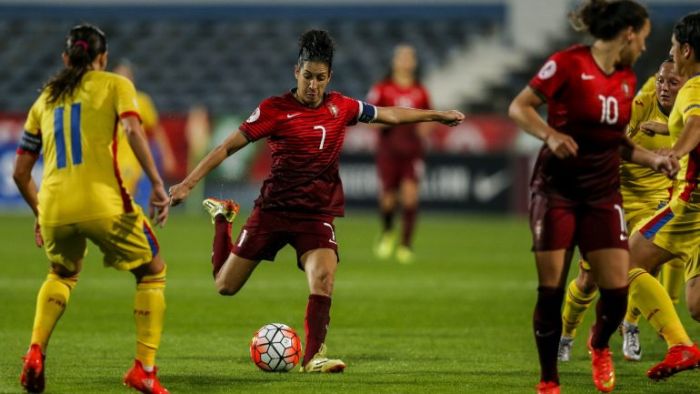 Seleção feminina de futebol