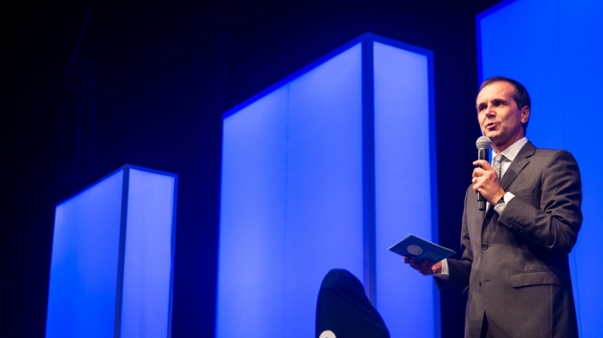 pd_comediaporumacausaseria_nc_03