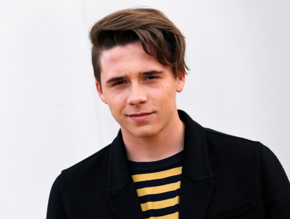 Brooklyn Beckham tem 17 anos