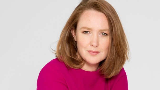 Paula Hawkins