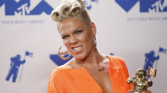 2017 MTV Video Music Awards  Photo Room  Inglewood, California