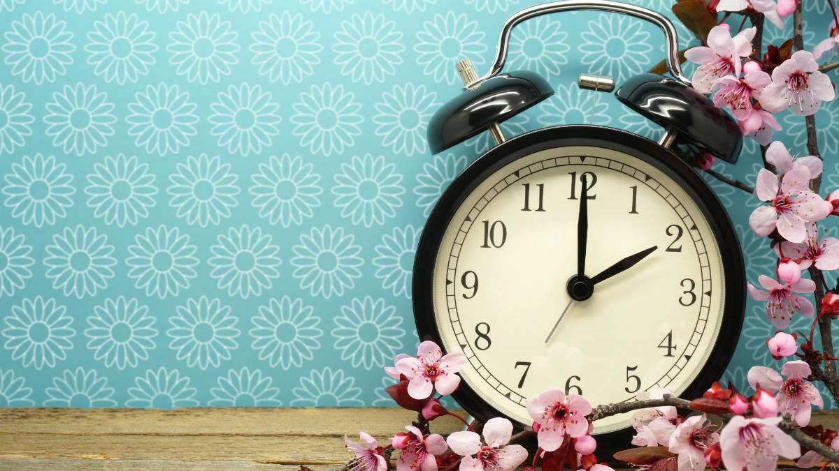 mudança hora_ shutterstcok