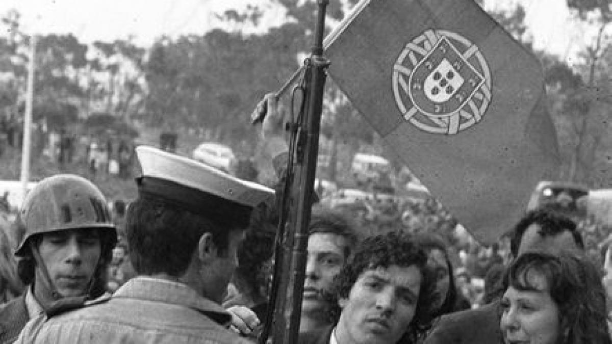 MOVIMENTO DAS FORÇAS ARMADAS, 25 DE ABRIL, NA COVA DA MOURA