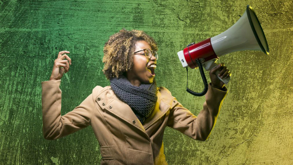 voz megafone shutterstock