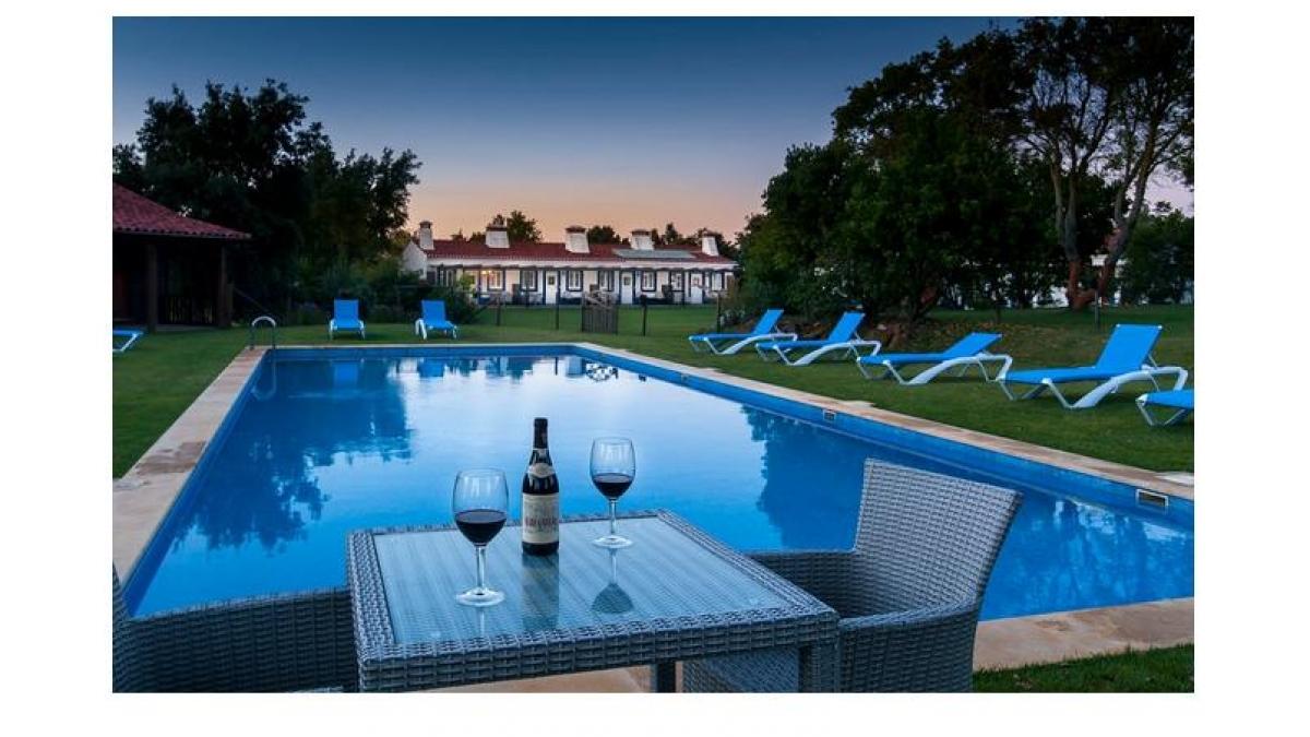 Monte da Galxira, Zambujeira do Mar. A partir de 175€.