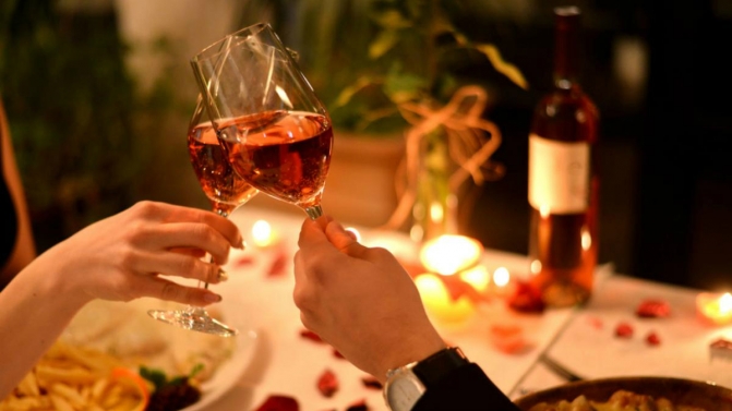 5-Jantar_shutterstock