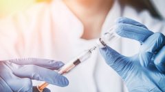 vacinas meningite B HPV rapazes