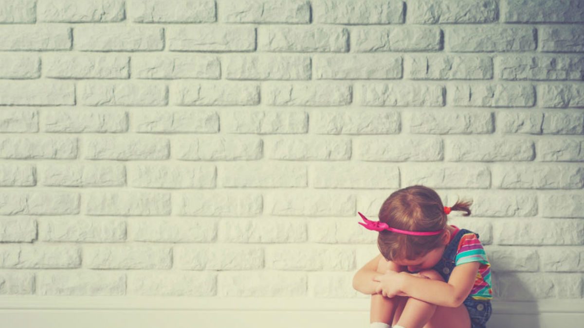 criança-violência-iStock