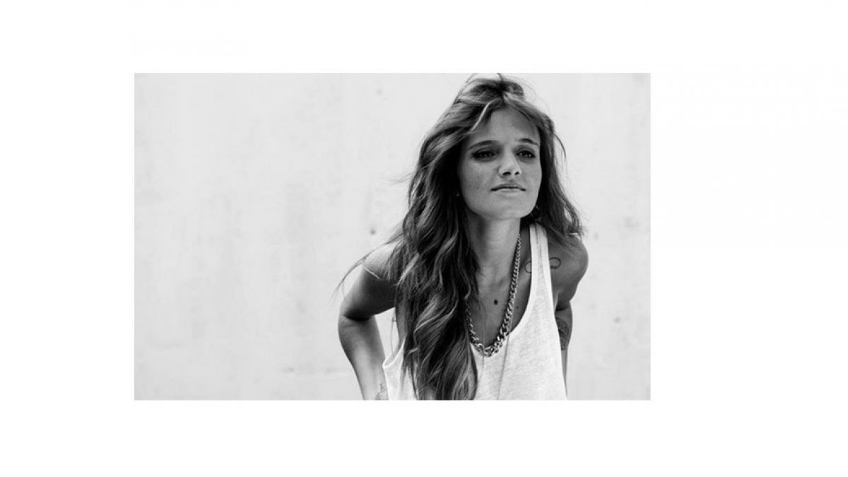 5 Carolina Deslandes