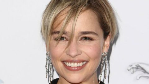Emilia Clarke é uma das protagonistas da série A Guerra dos Tronos' [Fotografia: DR]