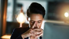 mulher stress burnout oms esgotamento doença