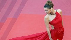 Bella Hadid cannes árvore susntabilidade