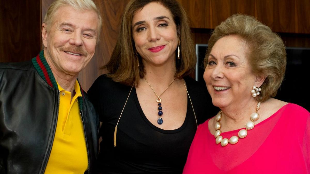 abrir Mariana Vianna