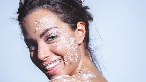 Se tem pele oleosa ou com acne, estas máscaras são para si