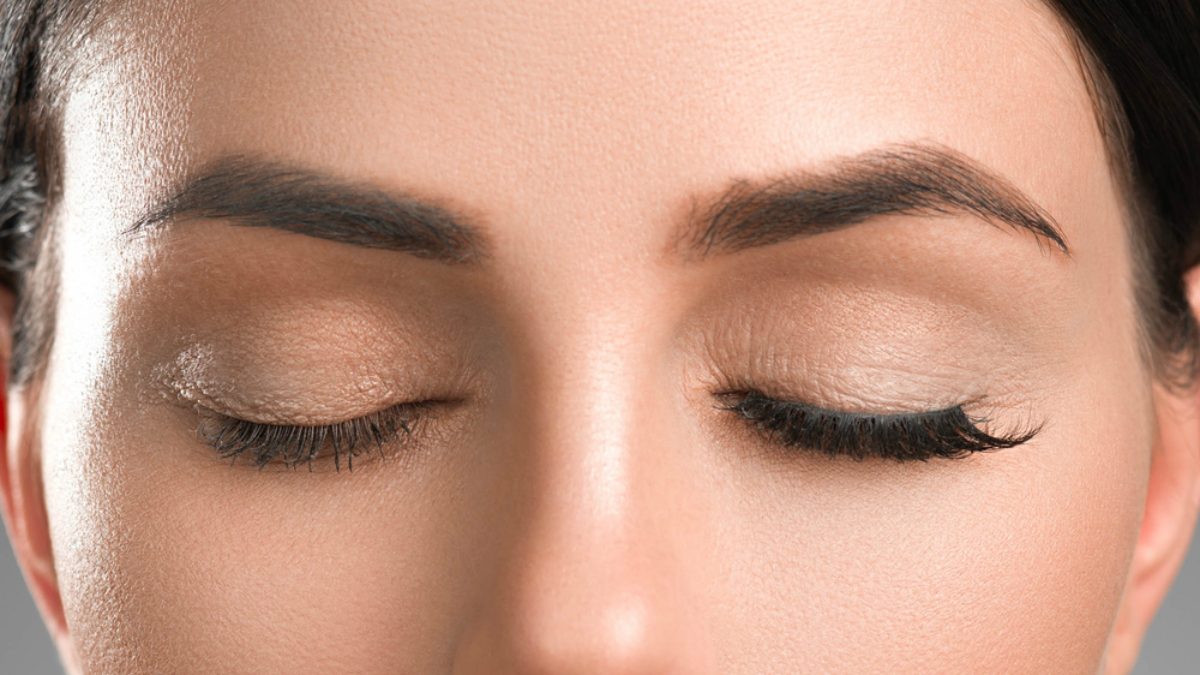 máscara de pestanas_ shutterstock