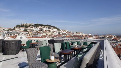 Rossio Gastrobar: O terraço com uma das melhores vistas para a Baixa Lisboeta