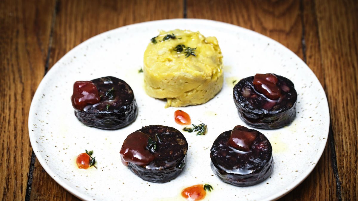 Morcela assada com migas de batata doce, doce de tomate de azeite de tomilho € 5,90 ©Paulo Barata