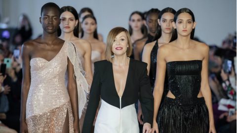 Fátima Lopes nos bastidores da apresentação da sua coleção primavera/verão 2020 [Fotografia: maxtree]