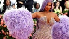 Kylie Jenner cosmetica vende Kylie Cosmetics Coty