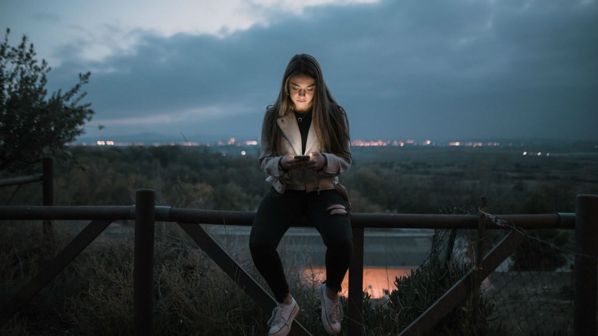 iStock-1069723152telemovel