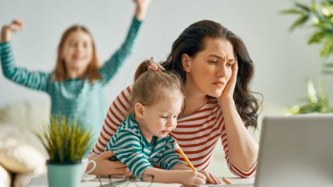 trabalho workahoolic casa família