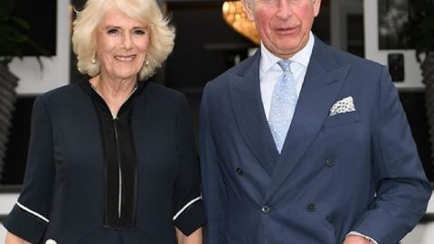Camilla Parker Bowles e Príncipe Carlos Covid-19