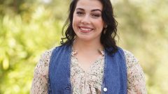 Catarina Manique, concorrente de 'Quem Quer Namorar com o Agricultor', concurso da SIC [Fotografia: Divulgação]