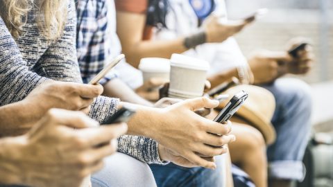 telemóveis aplicações rastreio covid-19