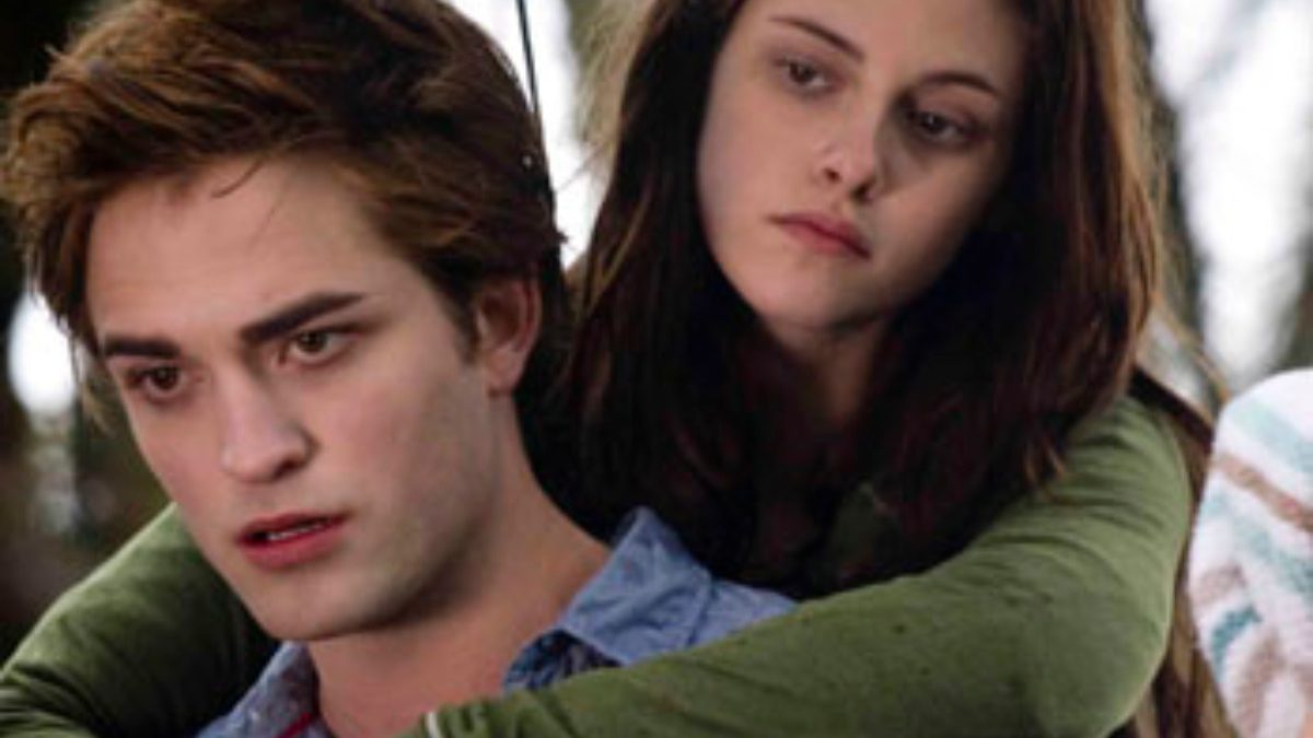 MV5BYmNjZmQzZWItMWFlOS00ODhhLTg4ODQtN2U3NTExMDlmYTQ2XkEyXkFqcGdeQXVyMjY4MDgxMzk@._V1_