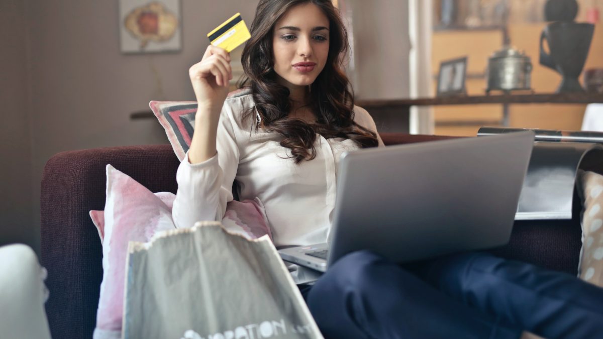 pexels-andrea-piacquadio-919436(1)