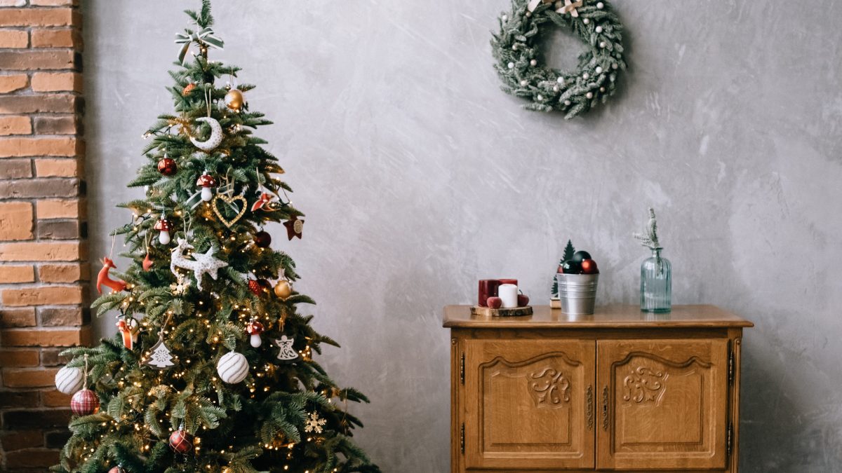 pexels-oleg-zaicev-4834891(1)