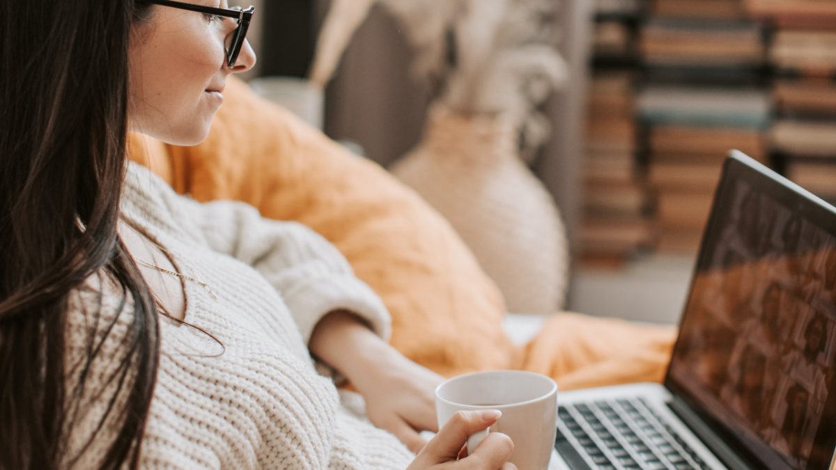 pexels-vlada-karpovich-4050404(2)(1)