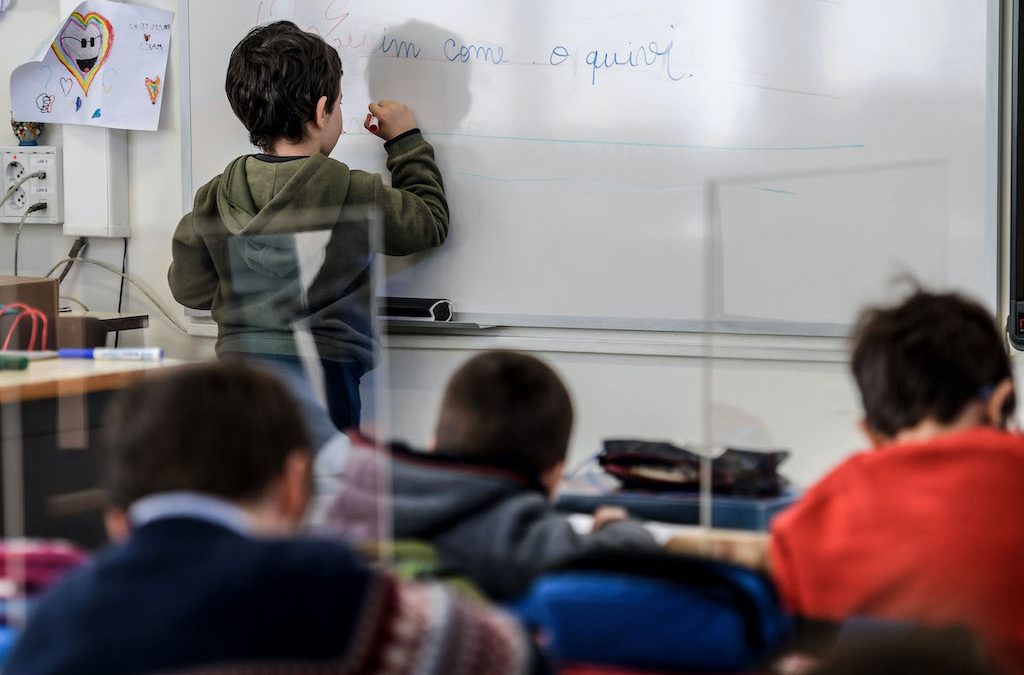 Regresso ‡s aulas, apÛs perÌodo de confinamento obrigatÛrio devido ‡ pandemia Covid-19