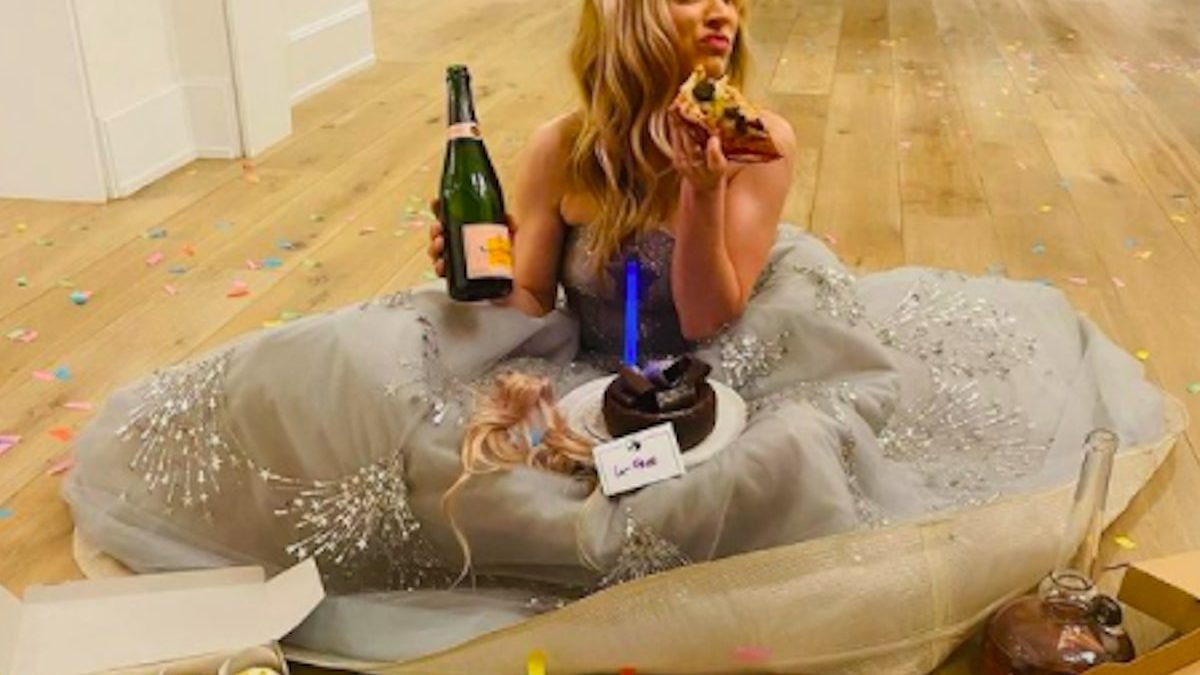 Kaley Cuoco Globos de ouo 2021