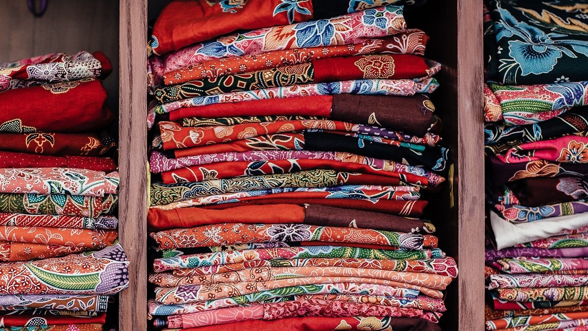 Saiba quais os tecidos com pior impacto no ambiente e o que fazer